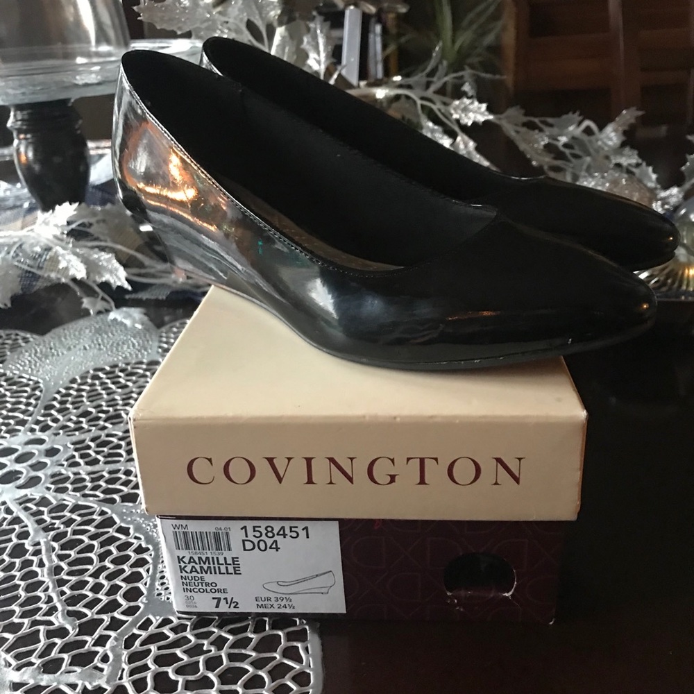 7 1/2 Covington patent leather wedge shoe - Picture 3 of 4